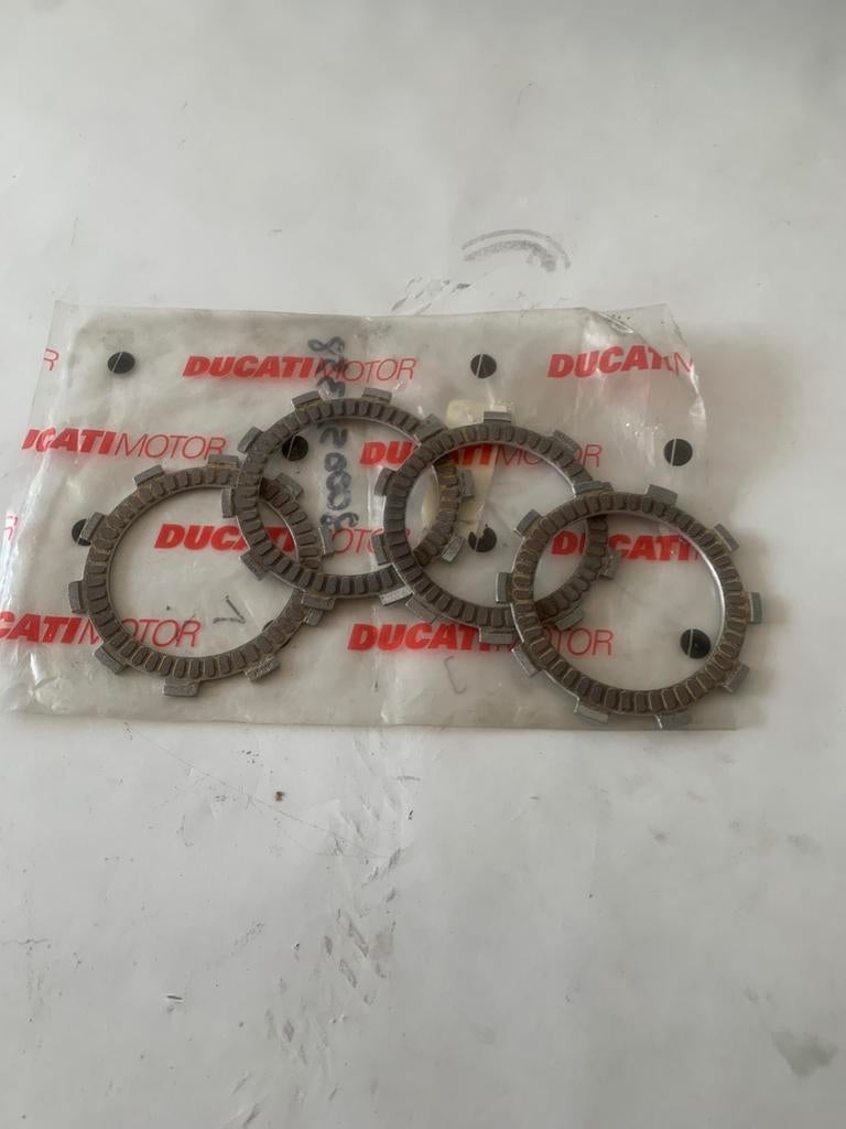 Koppelingsplaten 800 053 358 cagiva 50 (92-95), Motos, Enlèvement ou Envoi, Neuf