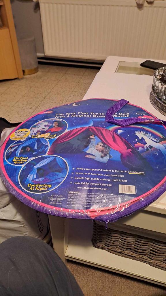 Petite tente de lit pour enfant, Enlèvement, Neuf