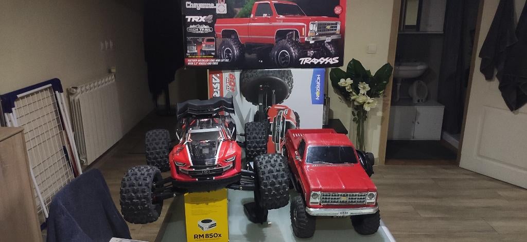 Modelautoset + hardware, Hobby en Vrije tijd, Modelbouw | Radiografisch | Auto's, Zo goed als nieuw, Auto offroad, Elektro, RTR (Ready to Run)