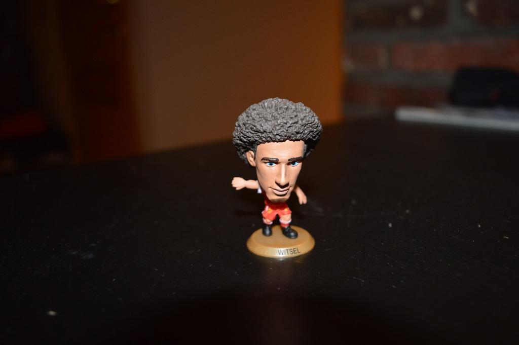 Voetbalfiguurtje Axel Witsel, Enlèvement ou Envoi, Comme neuf, Statue ou Poupée