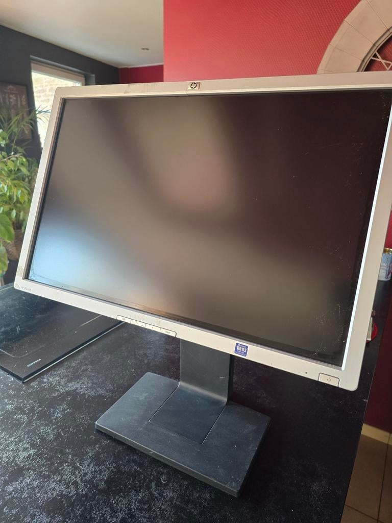 ECRAN MONITEUR Hp 24 pouces, HDMI