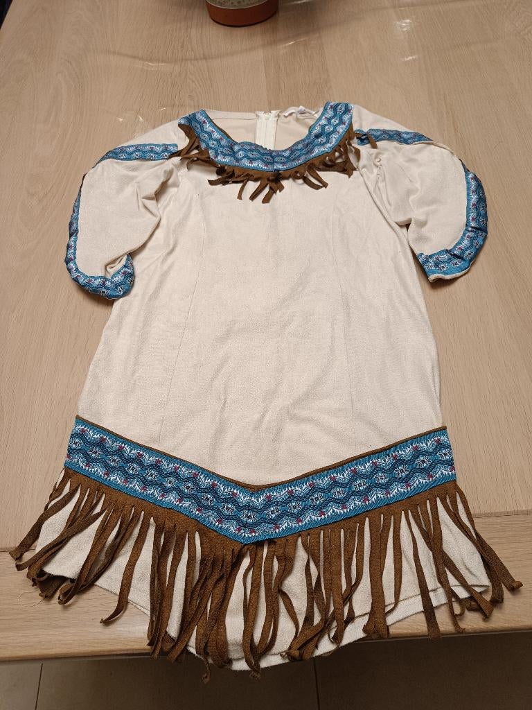 Indianen kleedje maat 128, Ophalen