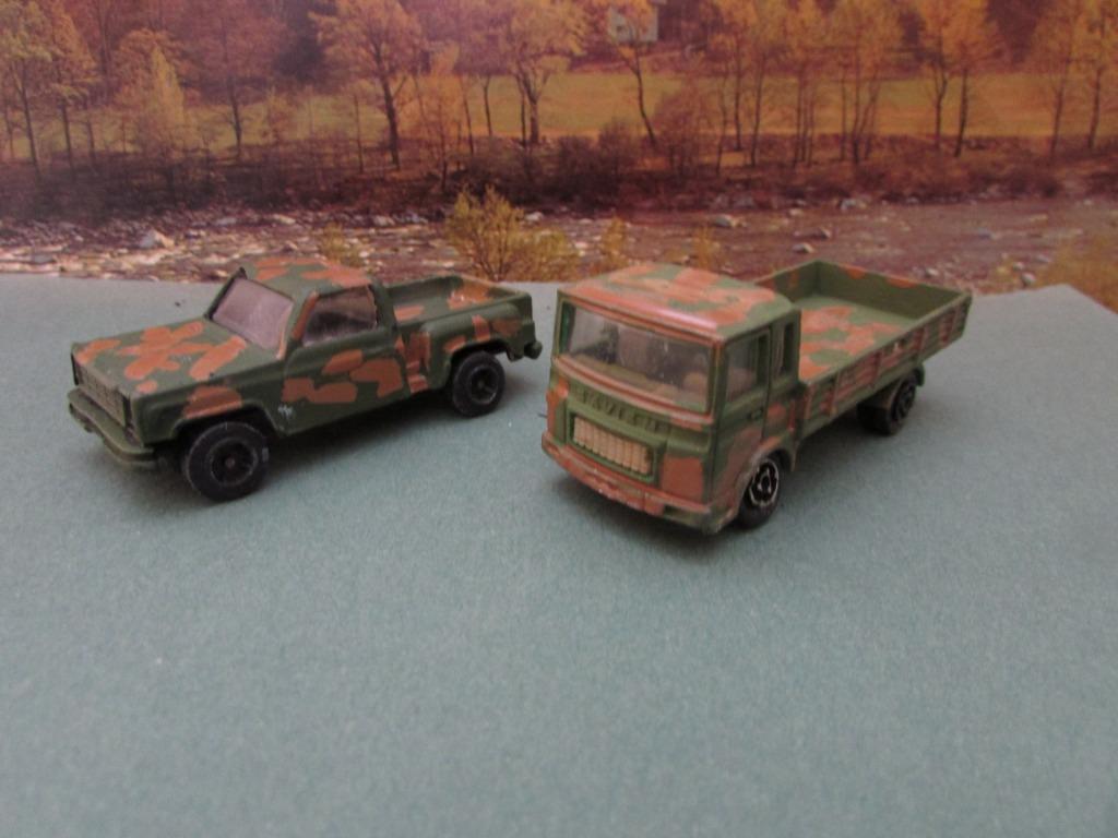 MAJORETTE, SAVIEM MILITAIRE VRACHTWAGEN EN PICK UP, Enlèvement ou Envoi, Utilisé, Bus ou Camion, Matchbox