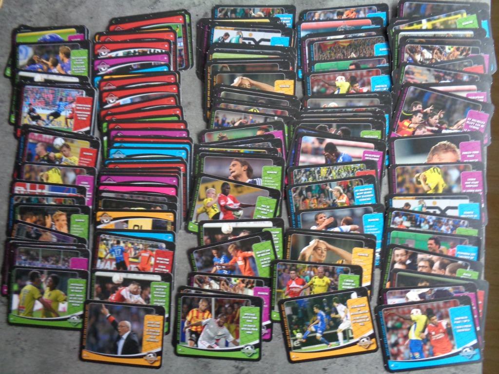 CARTES DE FOOTBALL MEGAKICKS 2010/11 144X, Enlèvement ou Envoi, Autocollant