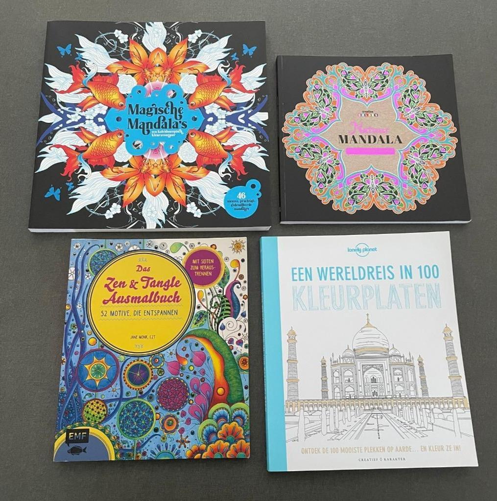 4 Mandala kleurboeken, Hobby en Vrije tijd, Ophalen, Nieuw