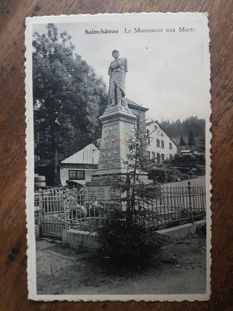Carte postale Salmchâteau Le monument aux Morts War, Enlèvement ou Envoi, 1940 à 1960, Affranchie, Luxembourg
