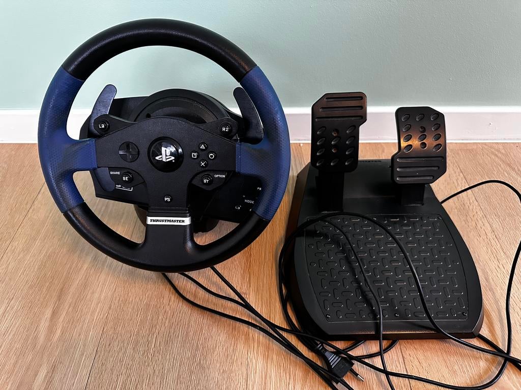 Volant et pédales Thrustmaster noir/bleu, Enlèvement