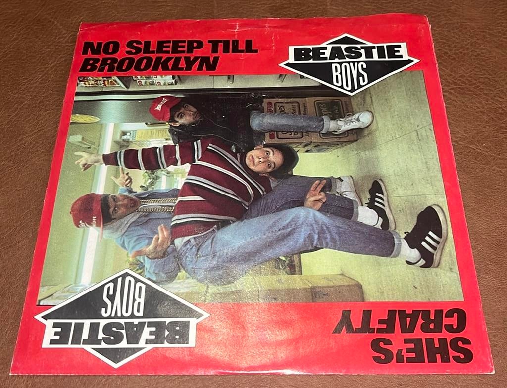 Beastie Boys - No Sleep Till Brooklyn/ She’s Crafty - 7” sin, Ophalen of Verzenden, Gebruikt