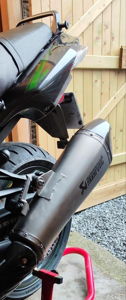 Akrapovic Zsr 1400 geluiddemper, Ophalen