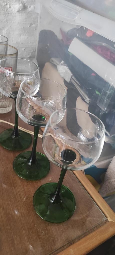 Vintage glazen Luminarc met groene voet, Ophalen