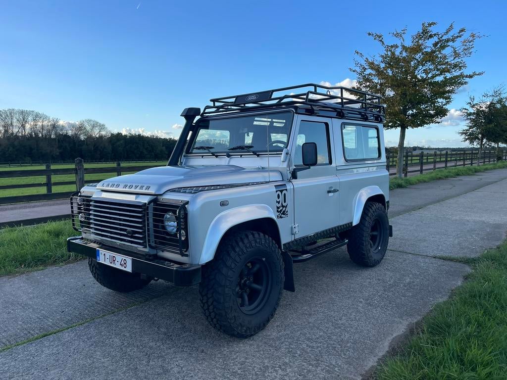 Land rover defender 90SE 2.2td4 lichte vracht in topstaat