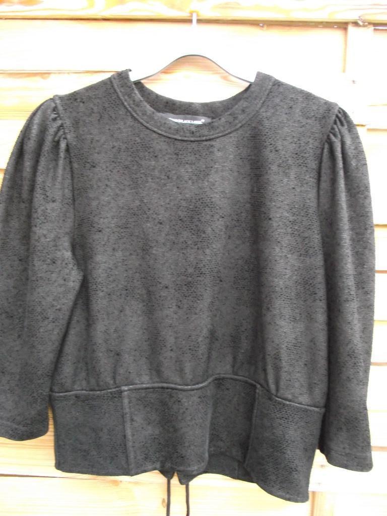 Blouse Astrid black label noir T38 effet velours dévoré, Vêtements | Femmes, Taille 38/40 (M), Enlèvement ou Envoi, Astrid black label