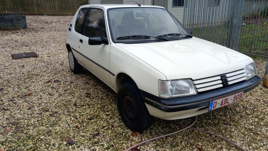 Peugeot 205 1600cc automaat 80000km prima staat!, Auto's, Particulier, Automaat, Te koop