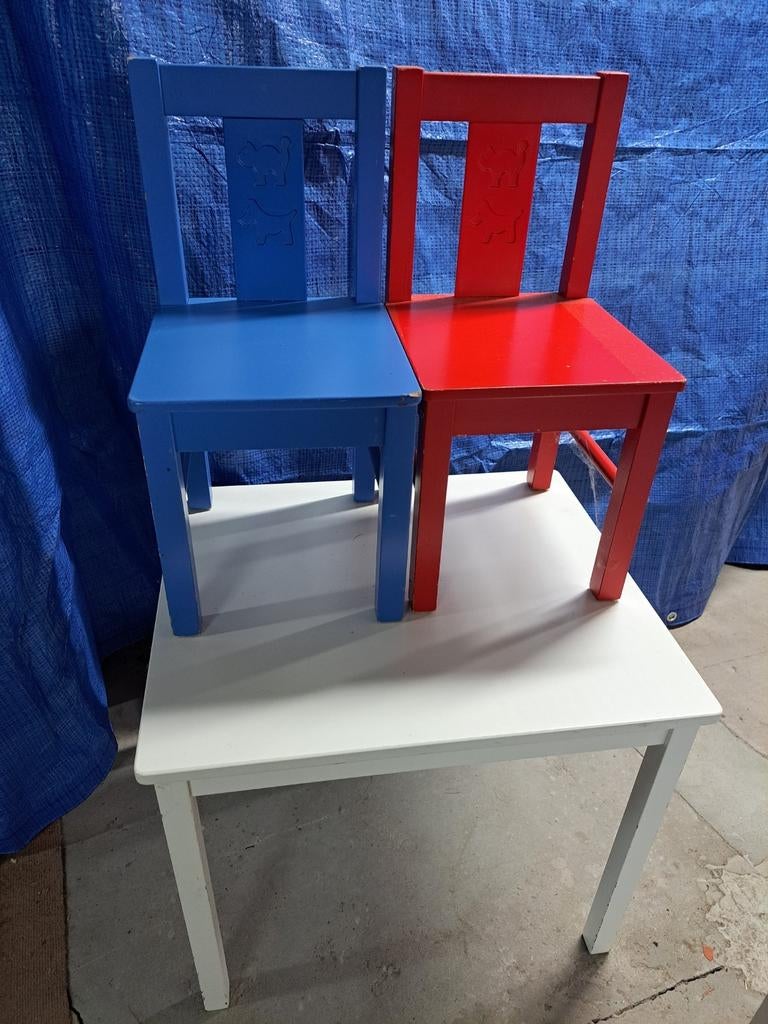 Kindertafel met twee stoelen, Ophalen of Verzenden, Gebruikt, Tafel(s) en Stoel(en)