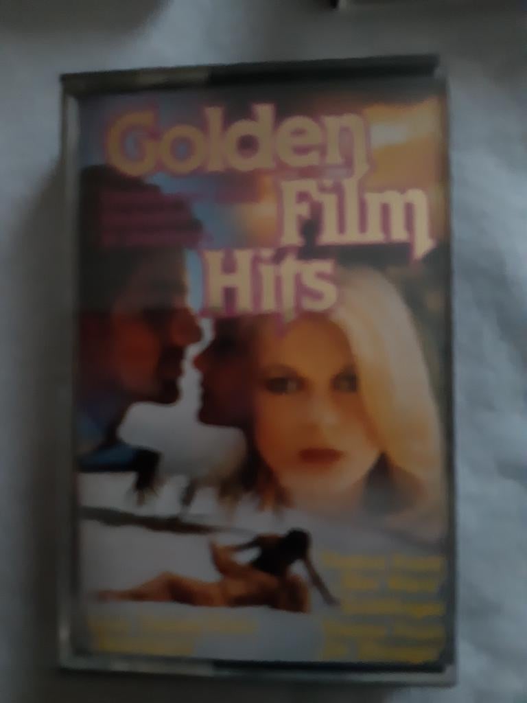 Golden Movie Hits., CD & DVD, Cassettes audio, Enlèvement ou Envoi, Utilisé, Musique de films et Bandes son, 1 cassette audio