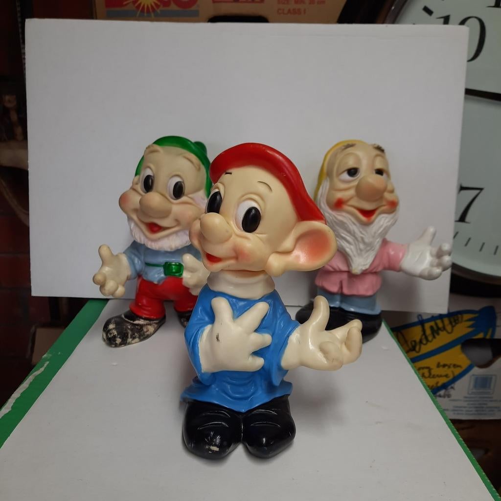 Poupées Disney (leprechauns). Original avec avertisseur sono, Collections, Disney, Comme neuf, Enlèvement ou Envoi
