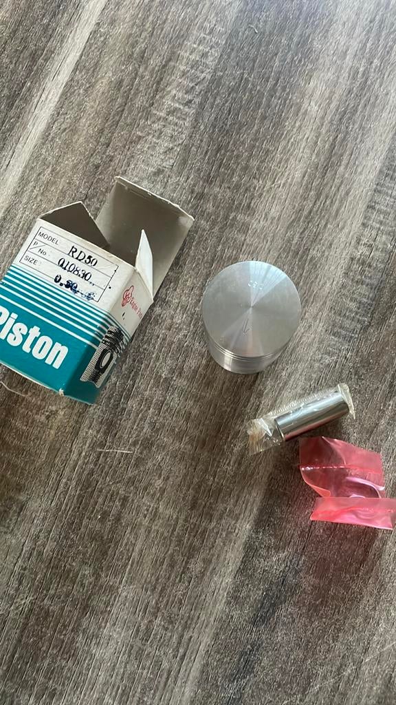 Piston yamaha RD pas de segment, Enlèvement ou Envoi, Comme neuf, Yamaha