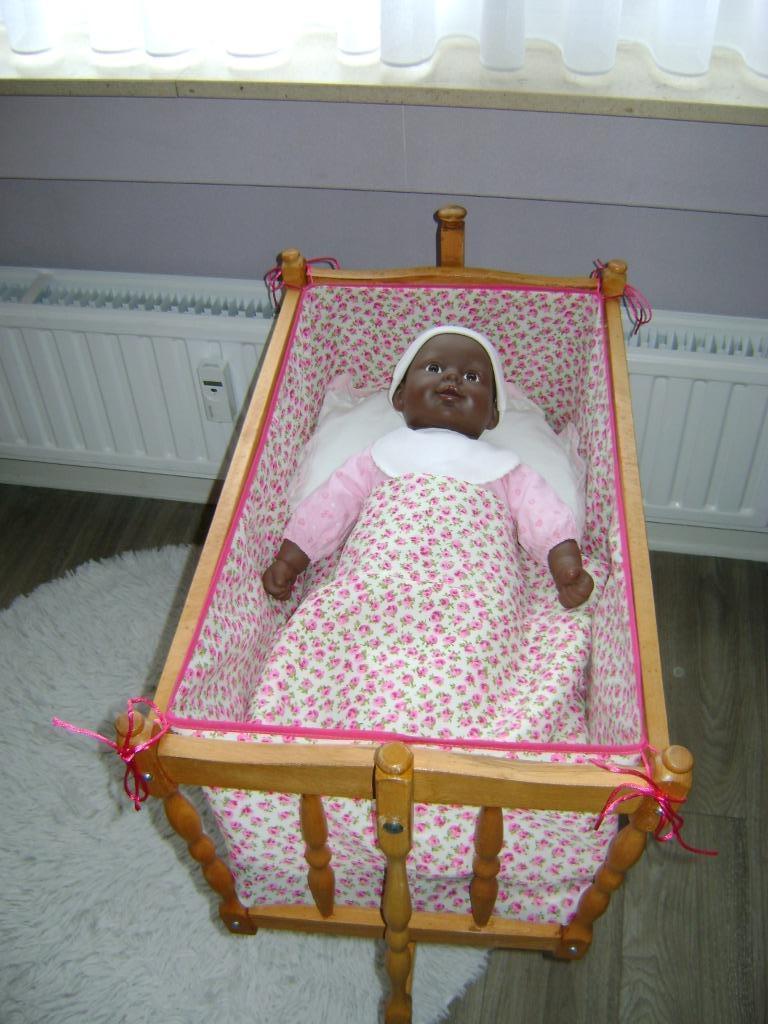 jouets pour filles poupées et bébé, Enfants & Bébés, Enlèvement, Comme neuf