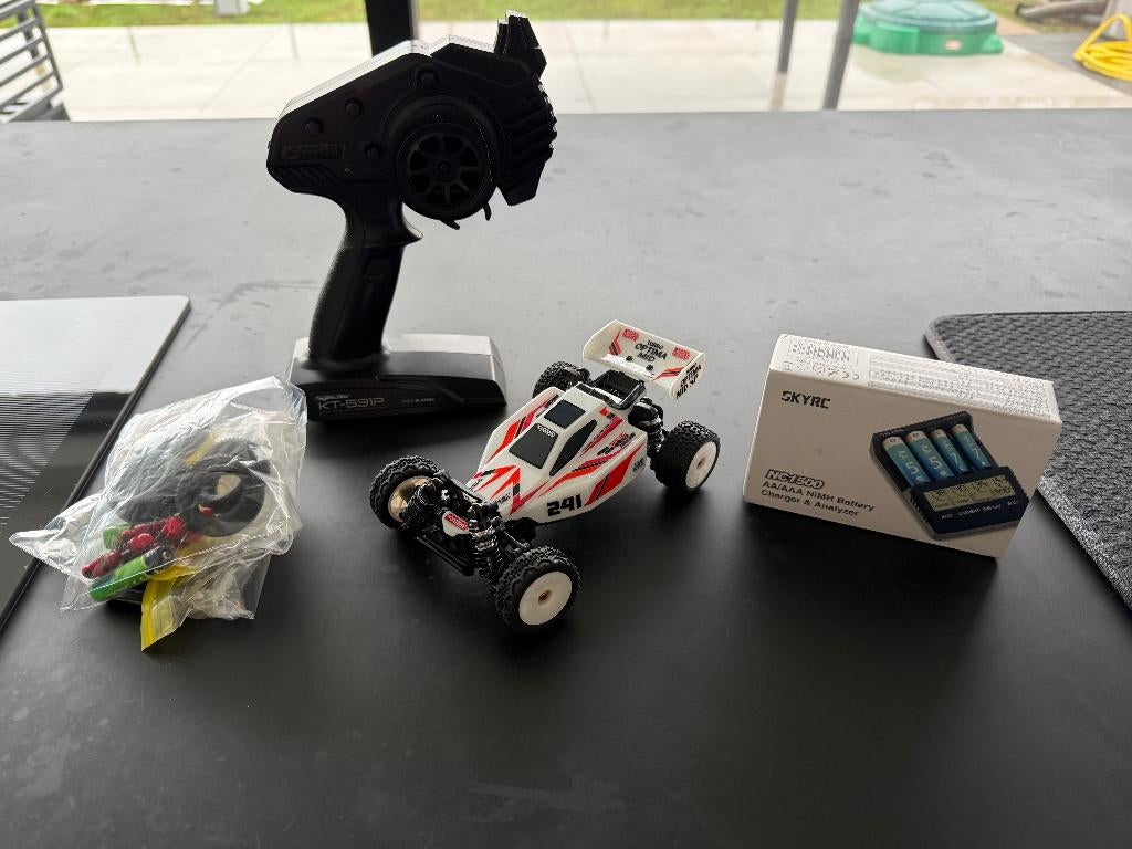 Kyosho mini Z buggy, Hobby & Loisirs créatifs, Modélisme | Radiocommandé & Téléguidé | Voitures, Comme neuf, Électro, Autres échelles