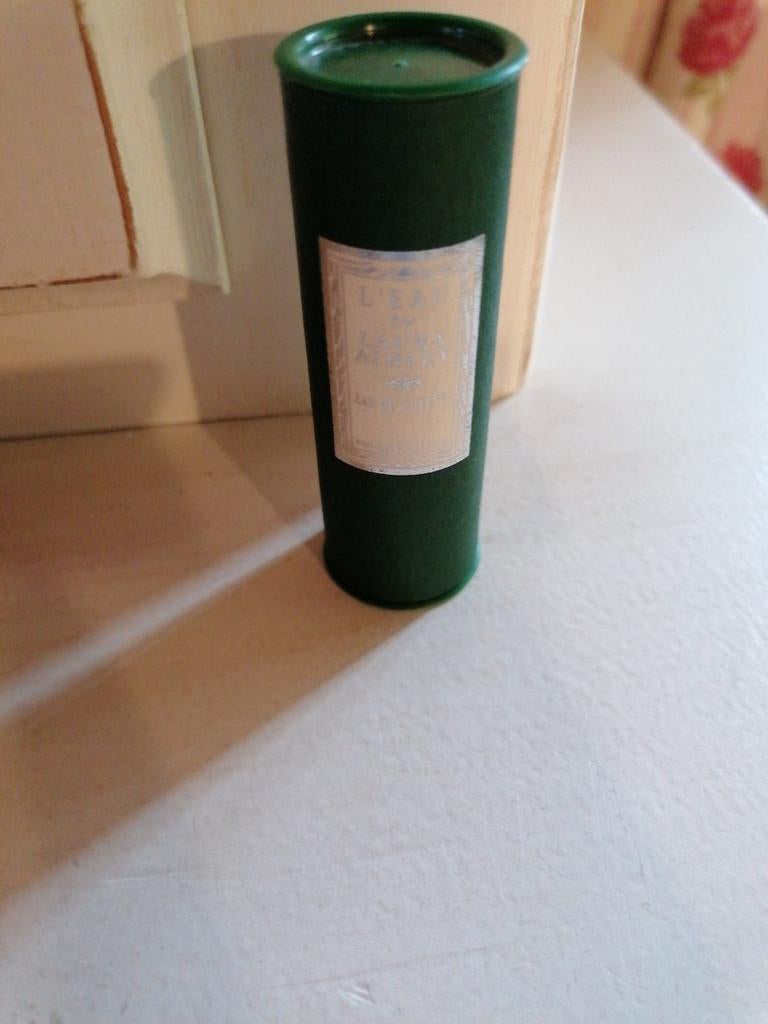 Laura Ashley eau de toilette, Ophalen of Verzenden