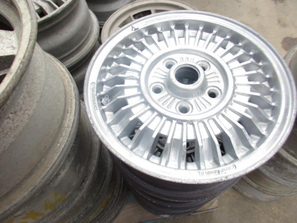 Roues 6x14 Alfa Romeo Alfetta GTV, Autos : Pièces & Accessoires, Carrosserie & Tôlerie, Enlèvement ou Envoi, Utilisé, Alfa Romeo