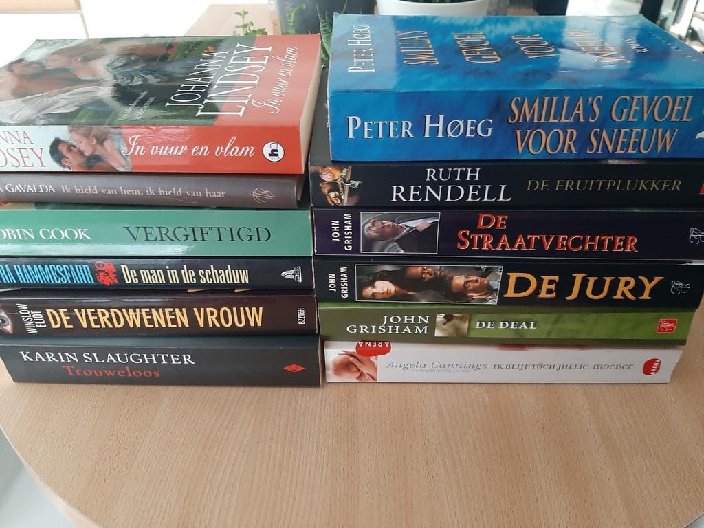 Lot boeken, Boeken, Stock en Verzamelingen, Ophalen