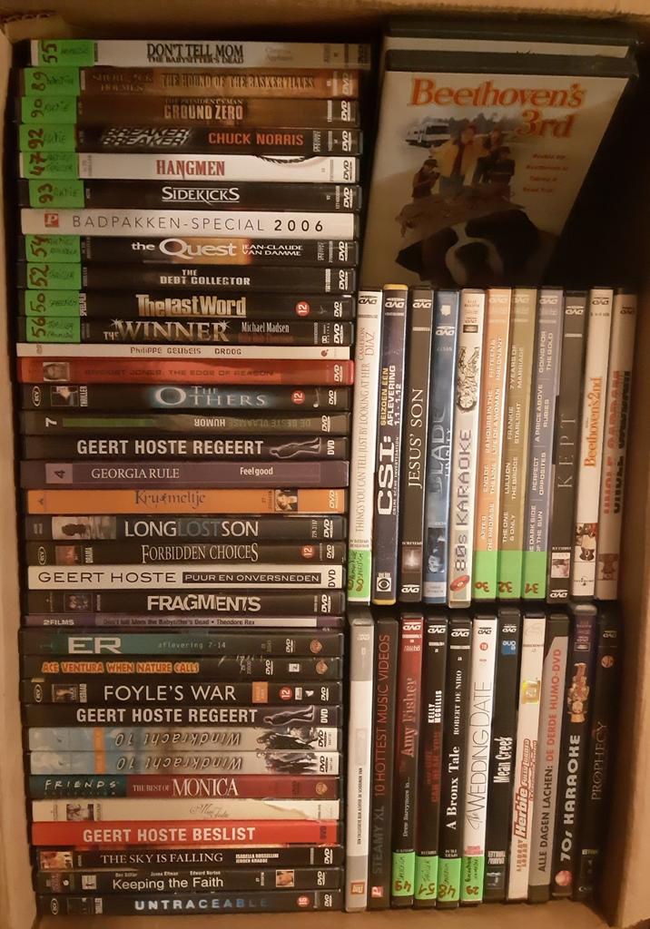 100 dvd's (allerlei genres), Ophalen, Gebruikt