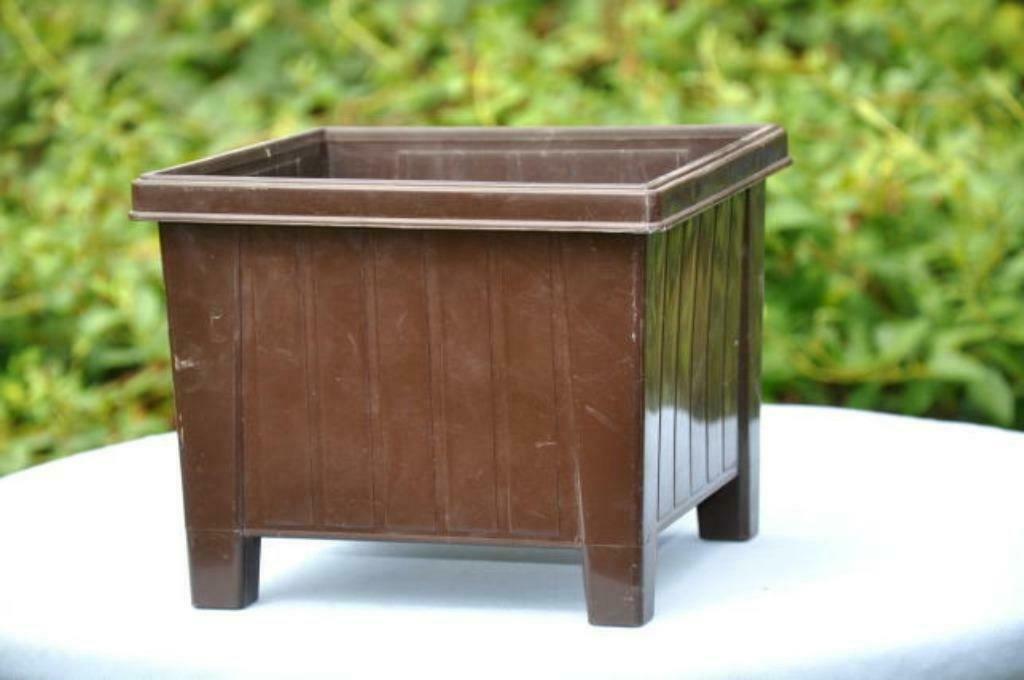 § cache pot carre en plastique brun, Jardin & Terrasse, Enlèvement ou Envoi, Carré, Synthétique, Utilisé