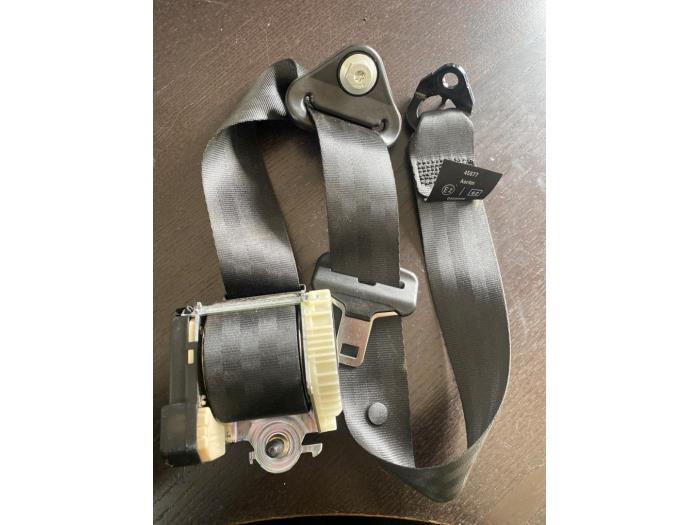 Ceinture de sécurité arrière droite d'un Renault Twingo, Enlèvement ou Envoi, 3 mois de garantie, Utilisé, Renault
