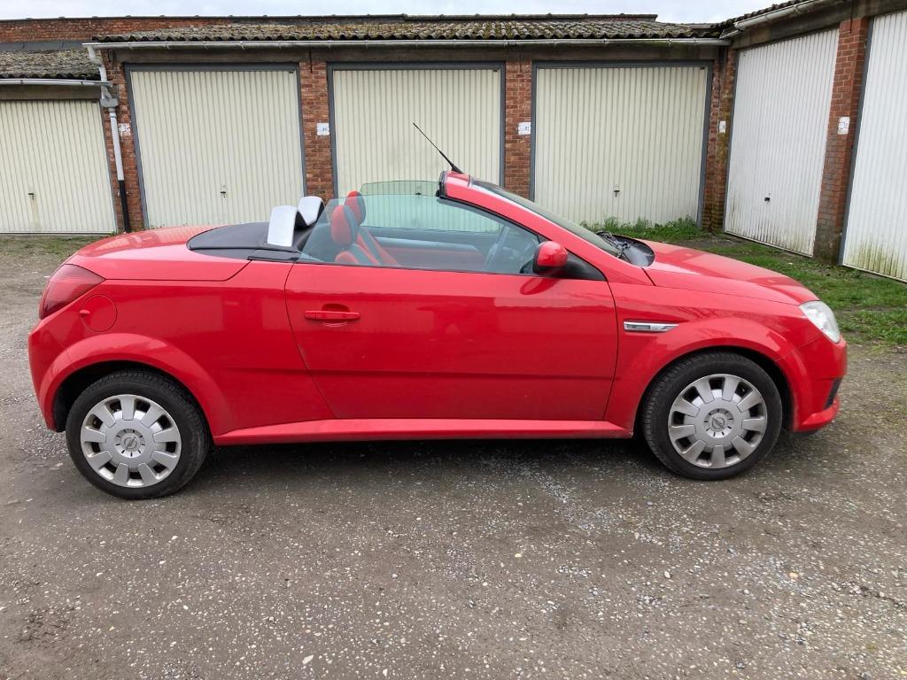 Opel Trigra Cabrio 1.8, Autos, Rouge, Achat, Radio, 2 portes