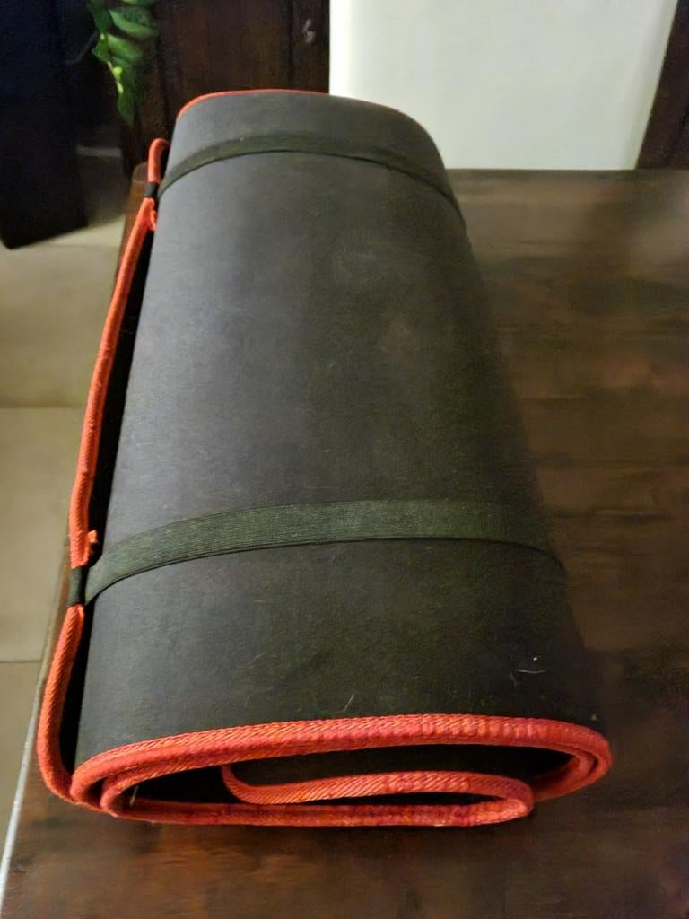 Yoga mat, Sport en Fitness, Yoga en Pilates, Ophalen, Zo goed als nieuw, Yogamat
