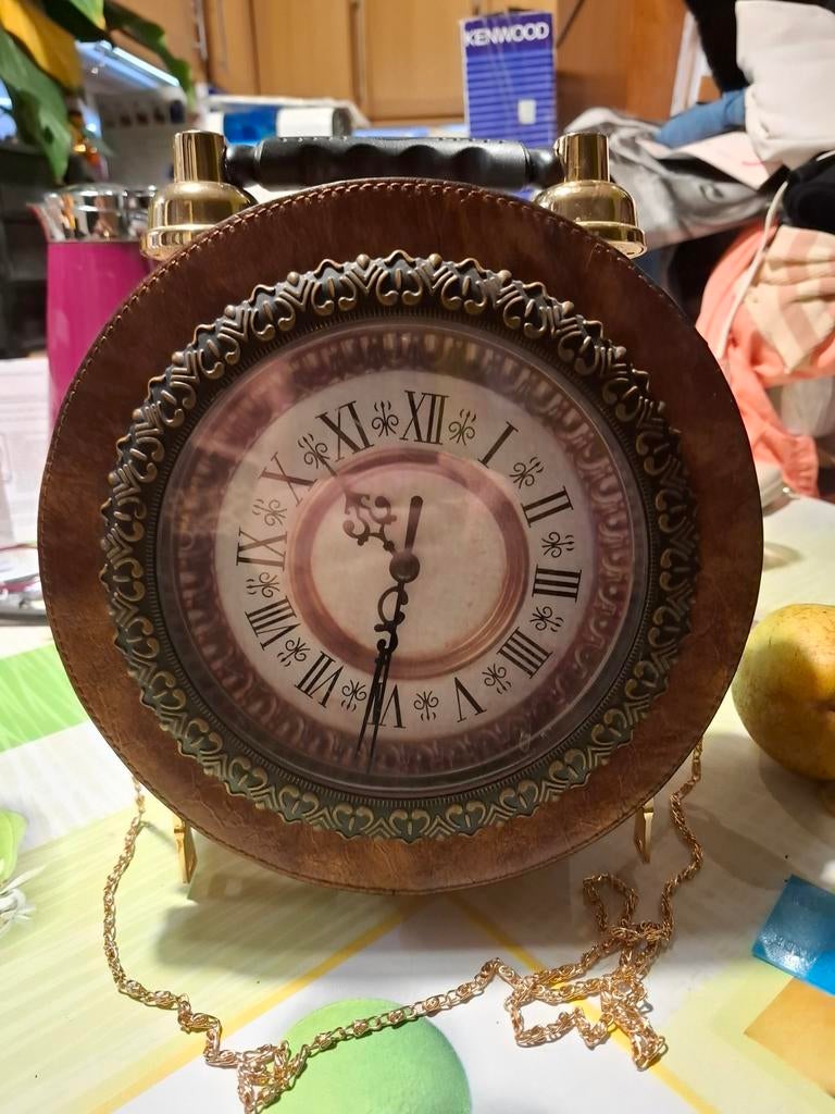 Sac horloge avec poignée  et bandoulière chaîne, Antiek en Kunst, Antiek | Schalen, Ophalen of Verzenden