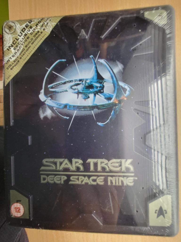 STAR TREK DS9 S5 complete set NIEUW in blisterverpakking, Cd's en Dvd's, Ophalen of Verzenden, Nieuw in verpakking, Science Fiction