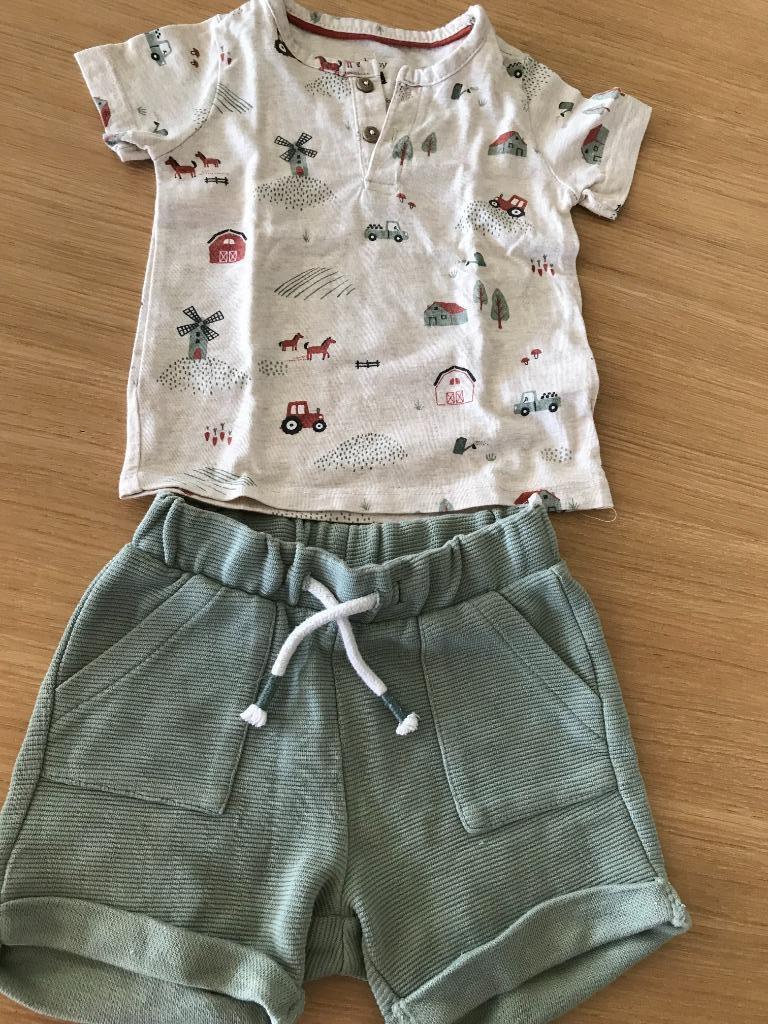 baby kledij mt 80, Enfants & Bébés, Vêtements de bébé | Taille 80, Garçon, C&A, Ensemble, Comme neuf