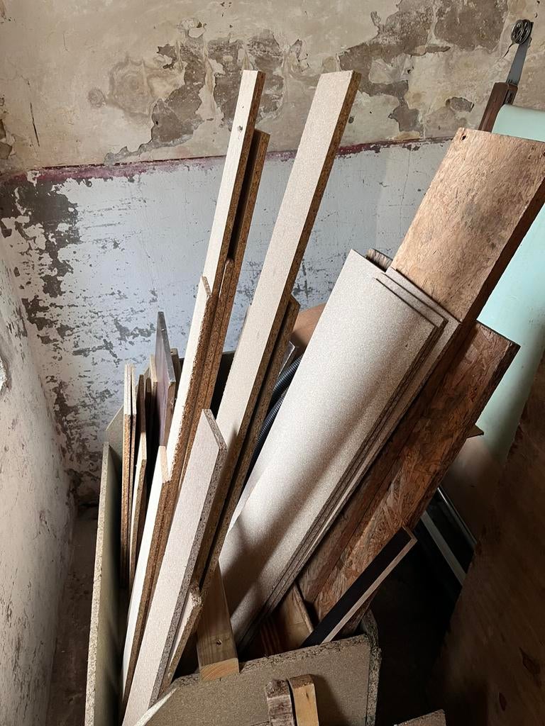 Restes de bois gratuits, Enlèvement, Comme neuf