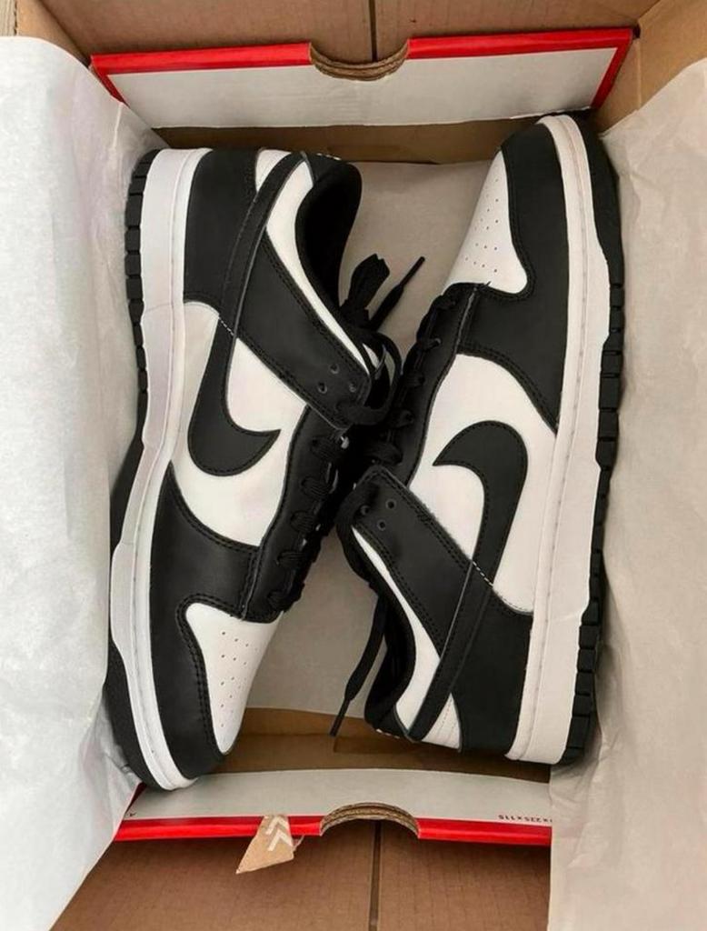 Nike Dunk panda édition 2022 neuf, Vêtements | Hommes, Chaussures, Neuf, Chaussures de marche, Blanc, Enlèvement ou Envoi