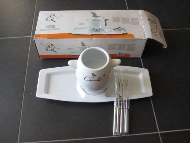 Chocolade fondueset Cosy Trendy Choclat set compleet nieuw, Nieuw, Ophalen of Verzenden, Effen, Porselein