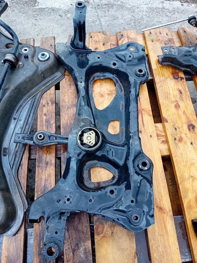 Motorsteun vw golf 7 zitplaatsen Leon Skoda Octavia, Ophalen, Gebruikt, Seat