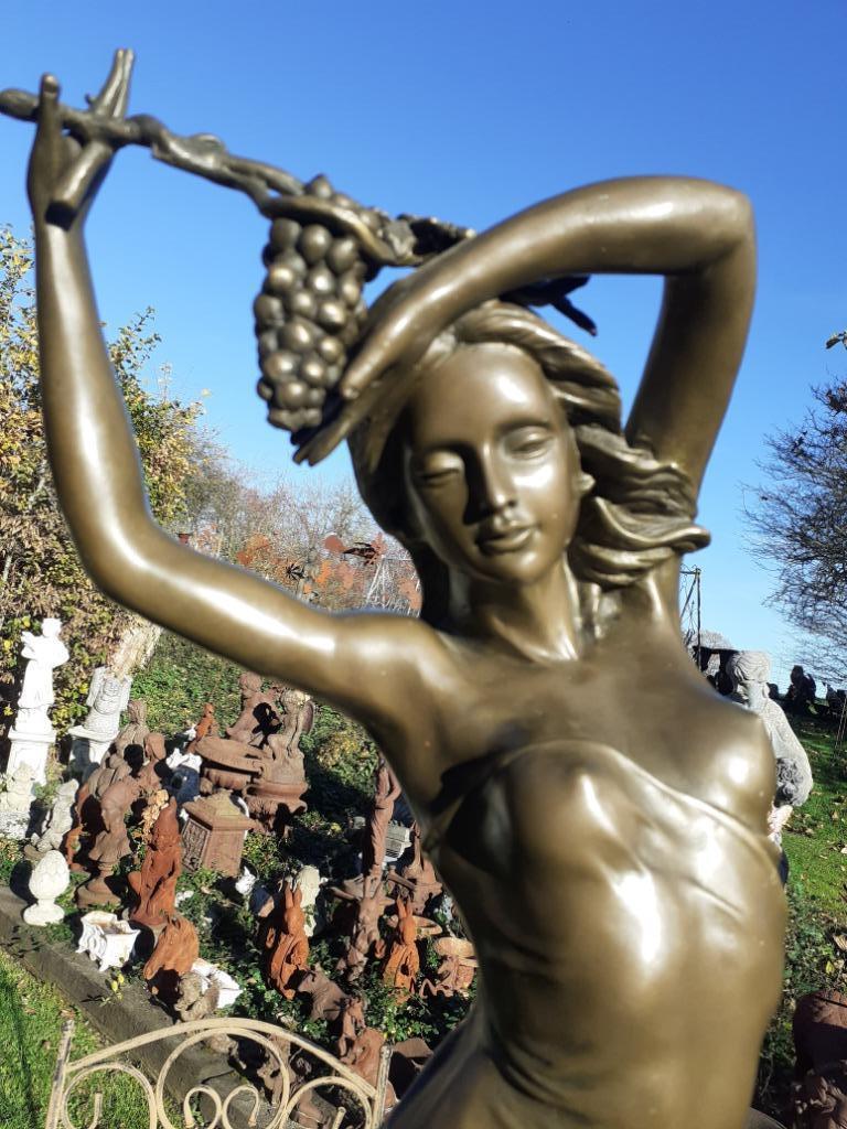 GROOT BRONZEN BEELD GESIGNEERD DOOR ALDO VITALEH, Ophalen, Brons