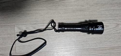 Lampe torche plongée sous-marine, Envoi