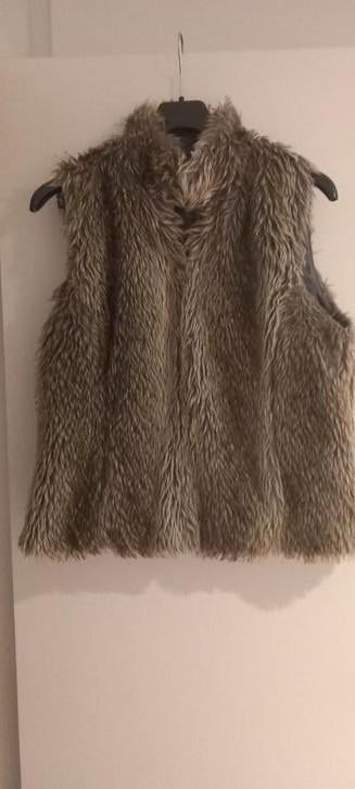 Body gris en fausse fourrure pour femme, taille L., Gris, Enlèvement, Porté, Taille 42/44 (L)