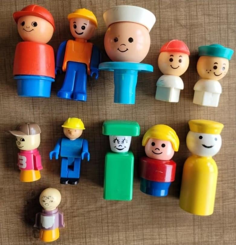 11 oude speelpoppetjes (jaren '80-'90), Verzamelen, Ophalen of Verzenden, Gebruikt
