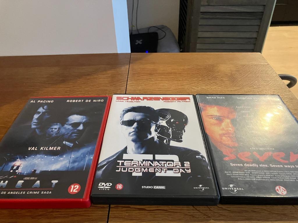 terminator 2:  judgment day - seven / se7en, Enlèvement ou Envoi