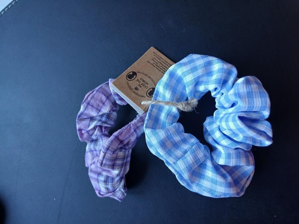 2 scrunchies, Bijoux, Sacs & Beauté, Enlèvement ou Envoi, Neuf, Épingle à cheveux