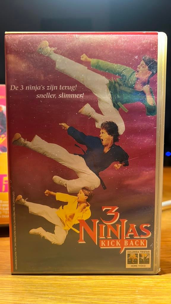 Lot VHS 3 ninjas TEENAGE MUTANT HERO TURTLES  POWER RANGERS, Cd's en Dvd's, Ophalen of Verzenden, Zo goed als nieuw