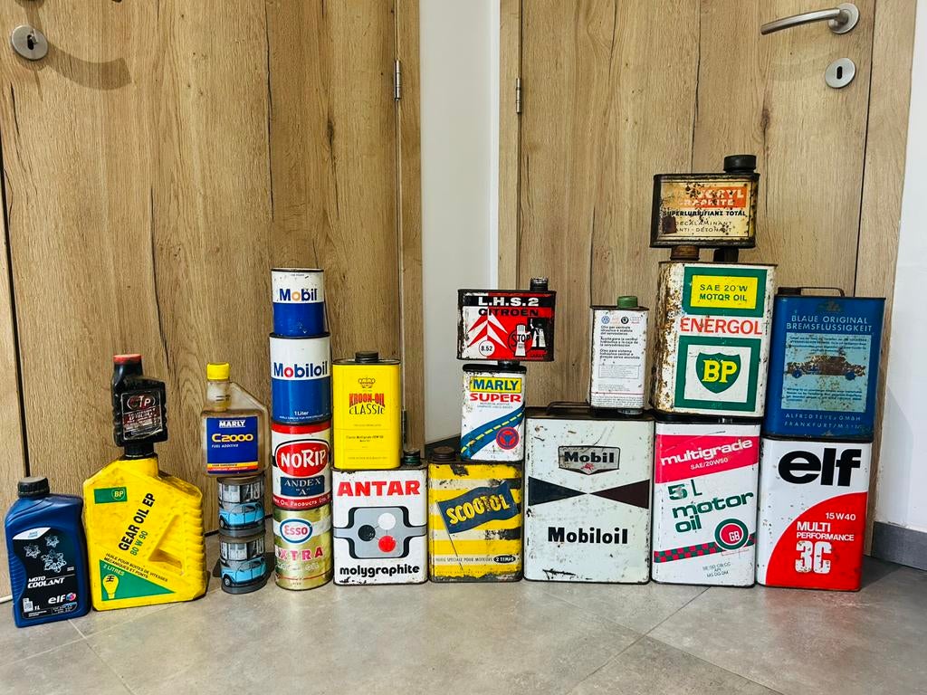 Set van 22 olieblikken olie blik olieblikken elf mobiloil, Verzamelen, Ophalen of Verzenden