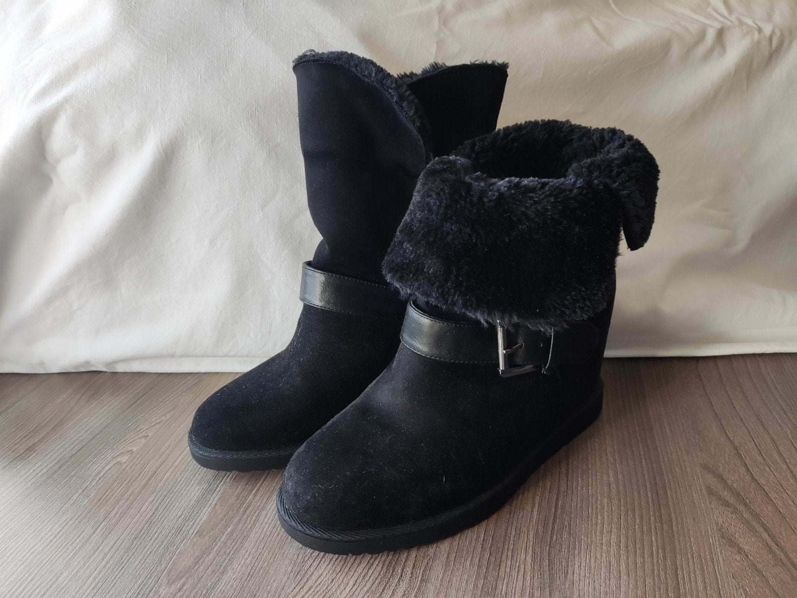 Zwarte winterlaarzen met hak, Vêtements | Femmes, Enlèvement ou Envoi, Noir, Boots et Botinnes