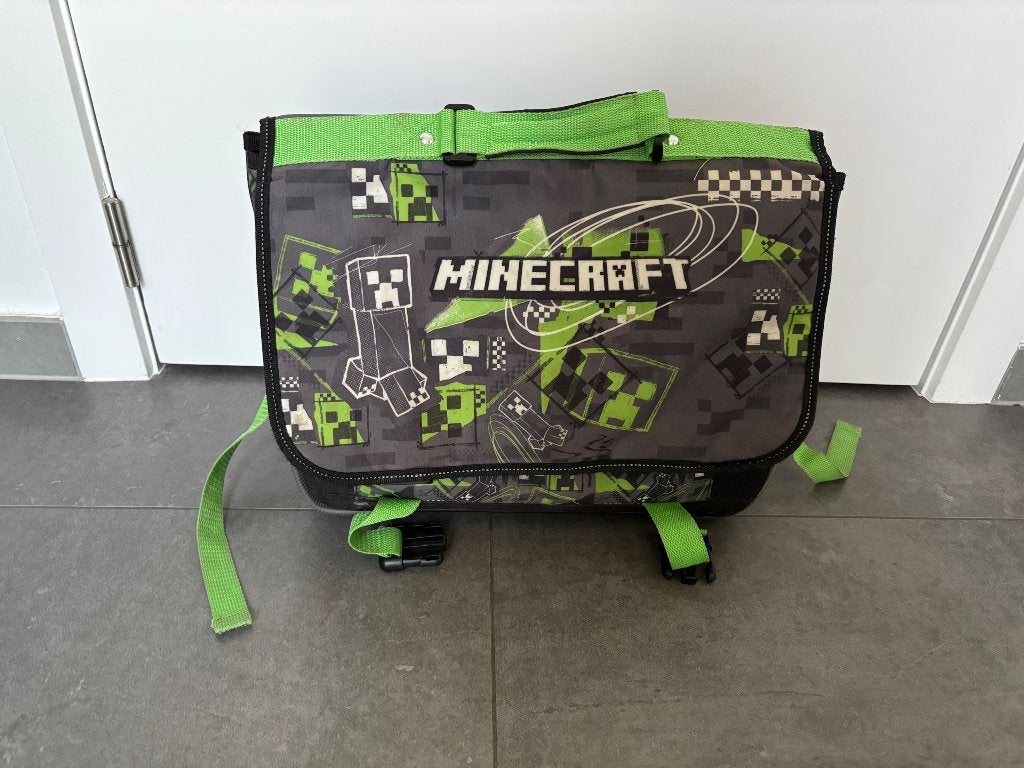 Boekentas Minecraft, Ophalen, Gebruikt, Aktetas of Boekentas