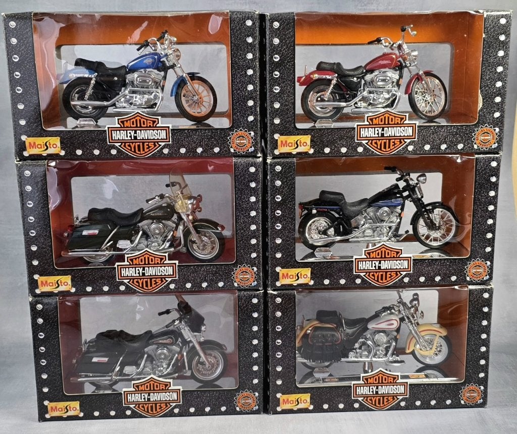 1/18 Maisto Motor Cycles - Harley Davidson (6 stuks), Ophalen of Verzenden, Zo goed als nieuw, Motor, Maisto