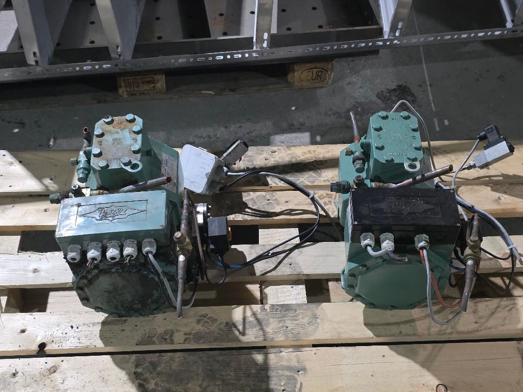 2 x Compresseur de refroidissement Bitzer CO2 2HSL-3K-40S 40, Enlèvement, Utilisé